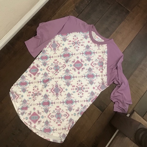 LuLaRoe Randy tee - Picture 1 of 3